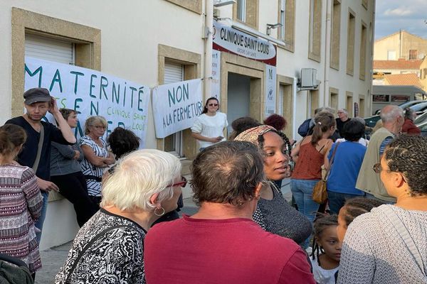 manif maternité