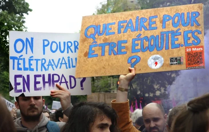 Sur la situation politique et sociale