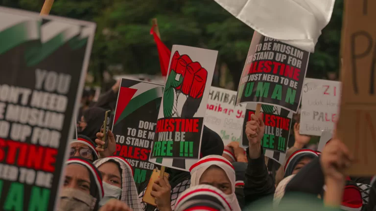 Israël/Palestine… 7 octobre 2023 : la victime devient l’agresseur ?